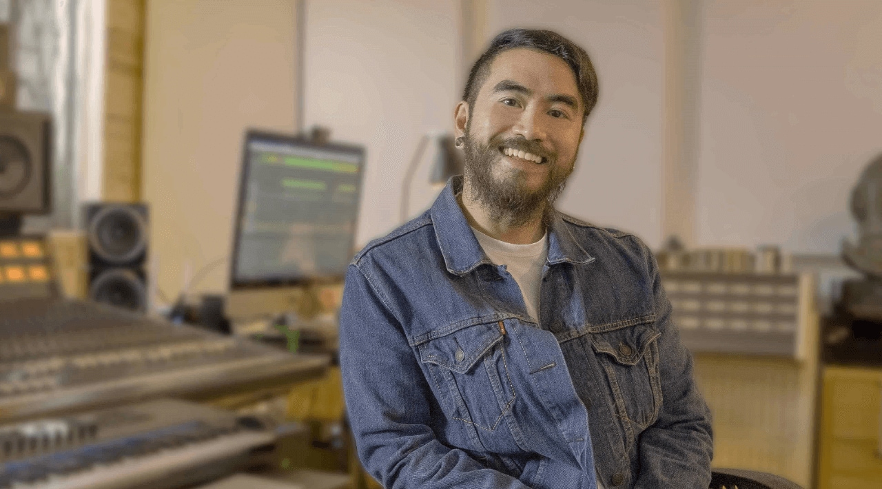 Joey unsmoked for his music